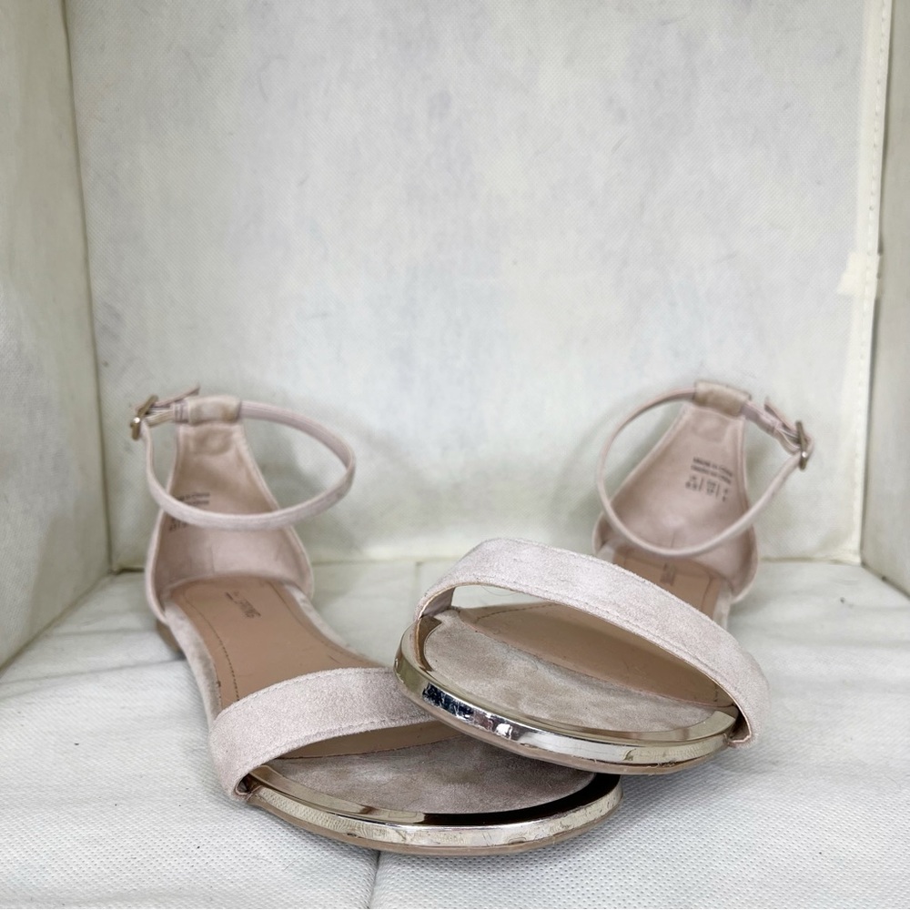 Call It Spring Metal Toe Ankle Strap Flat Sandal‎ Neutral size 6.5
